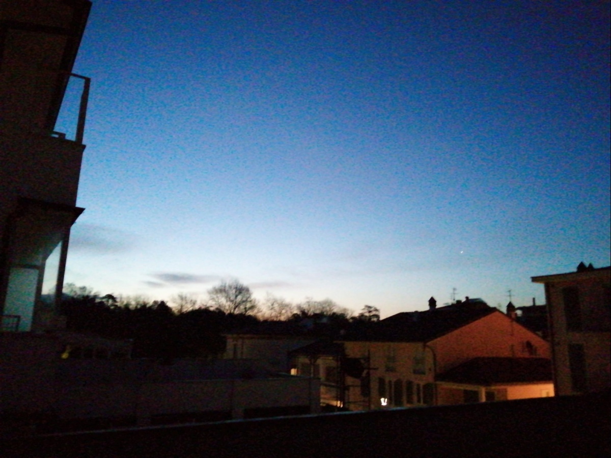 Azzurrità di prima mattinata