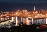 Alle 5 del mattino in Circonvallazione a Monte ragazzi italiani chiedono soldi