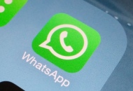 Whatsapp c'è chi si scambia impressioni sui massimi sistemi, e anche sui minimi