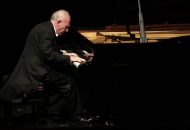 Maurizio Pollini torna alla Gog. Suonerà le Sonate di Beethoven