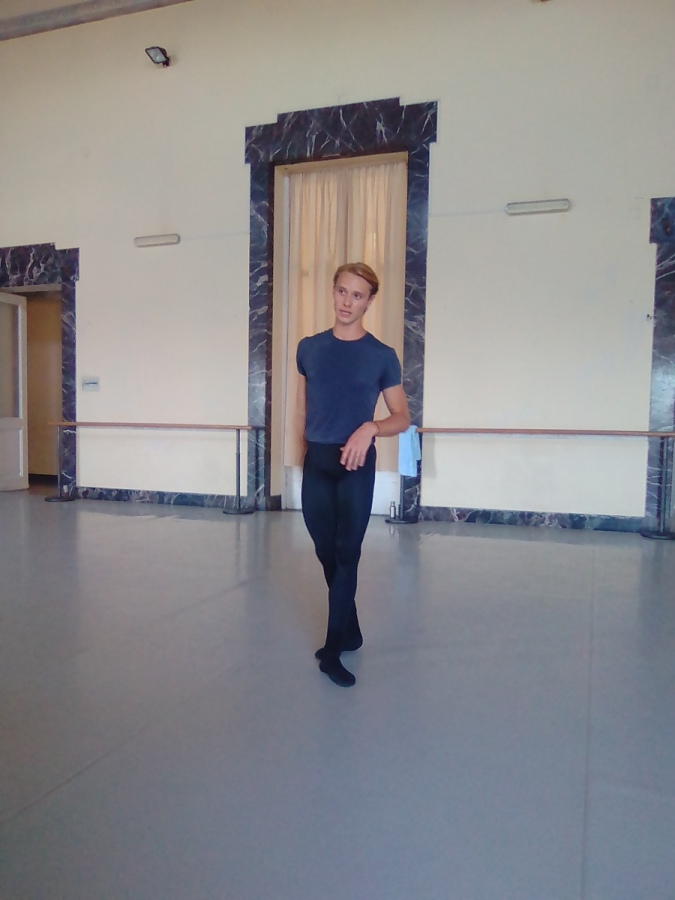 Il primo ballerino della Scala Andrijashenko promosso al secondo corso allo Iafc di Genova