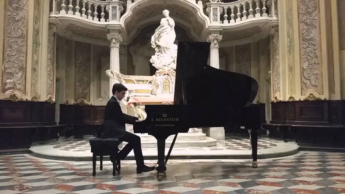 Il Christian Pastorino, talentuoso pianista genovese in Concerto al Museo S. Agostino