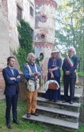 I conti Alessandro e Niccolò Calvi di Bergolo, il sindaco Giuseppe Francesco Betti e Maria Grazia Dapuzzo