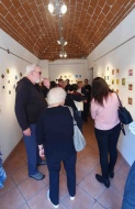 Pubblico all'inaugurazione della mostra