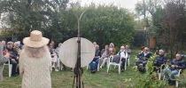 Presentazione agli amici e artisti presenti